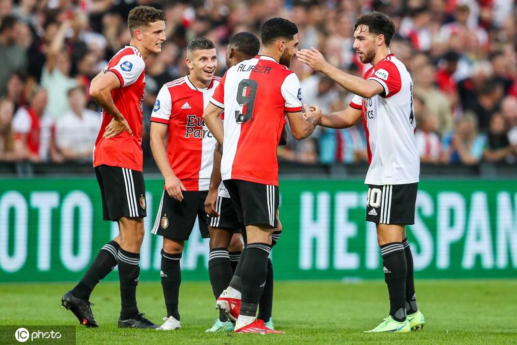 包含欧篮联今夜走向成谜；费耶诺德外线爆发；质疑声仍在；年轻球员得到机会的词条-九游